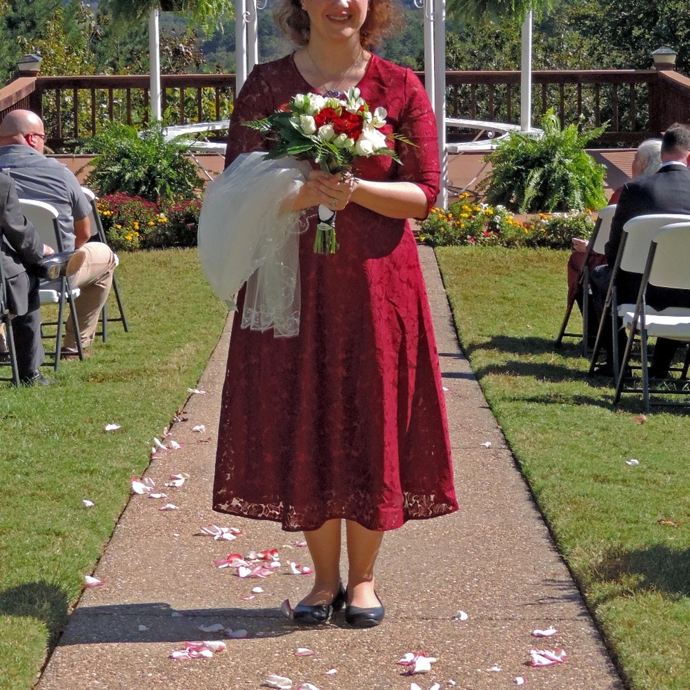 Pretty burgundy bridesmaid dress XL